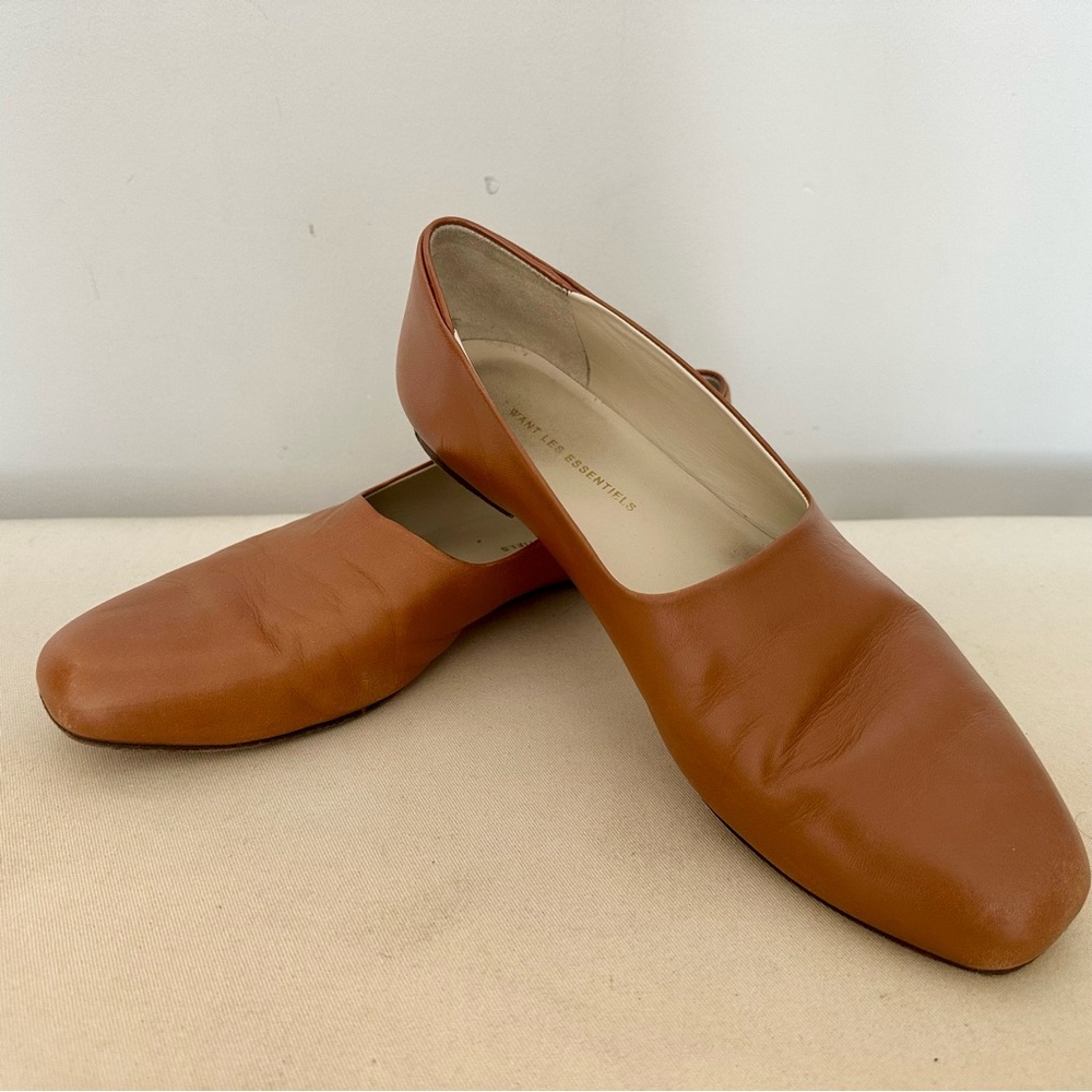 WANT Les Essentiels Elci Leather Ballet Flats in Tan